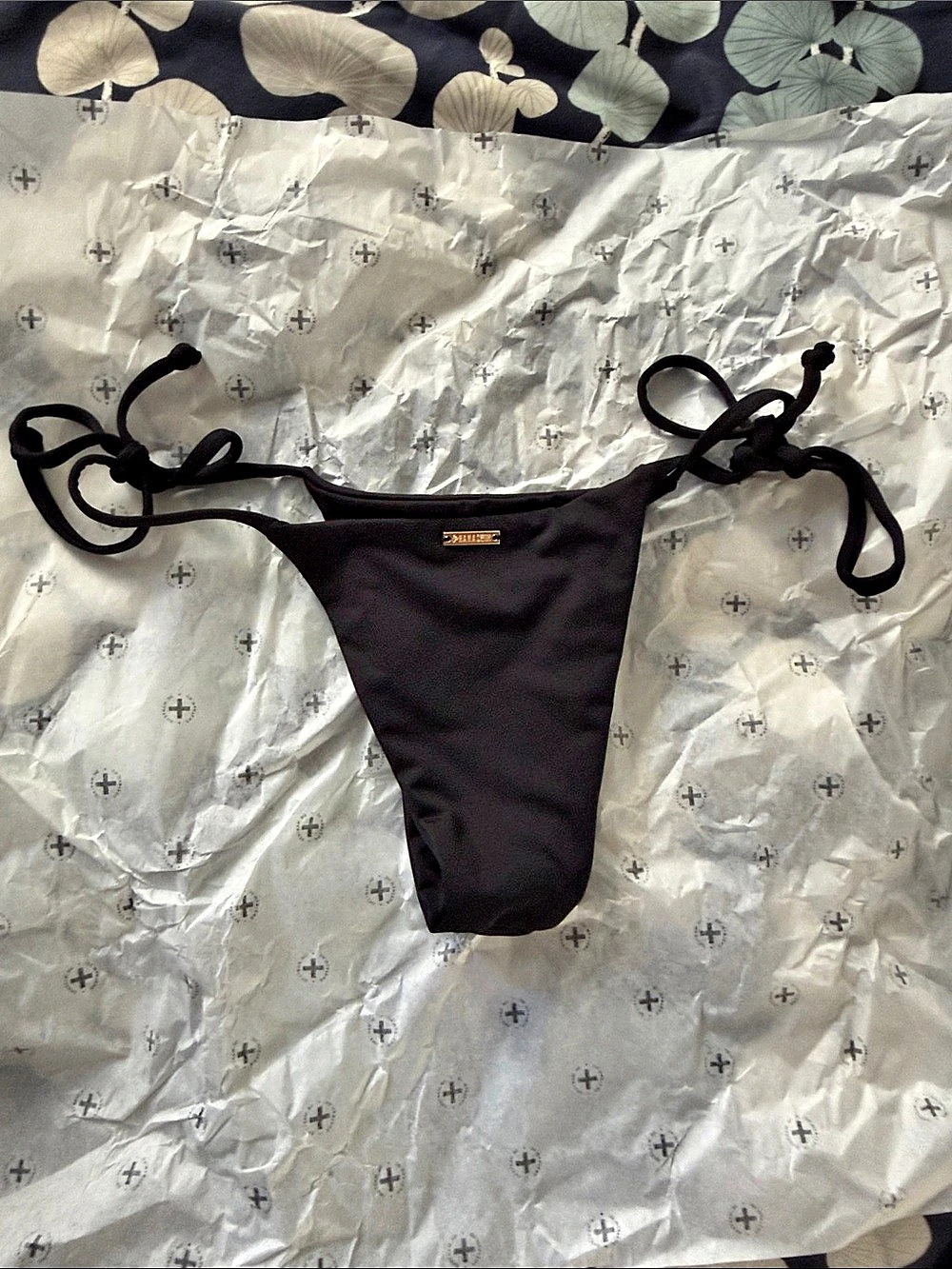 Lahana Swim, bottoms, size small. Black